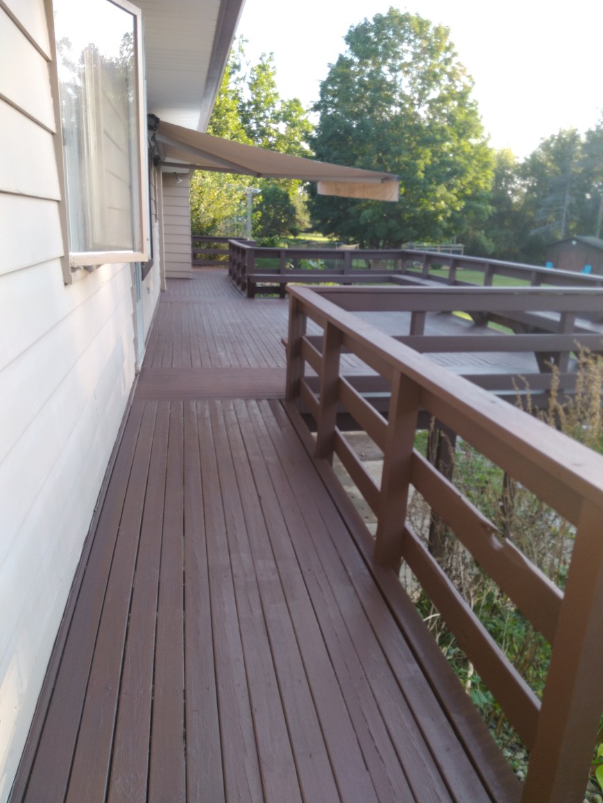 Deck Staining Grandledge